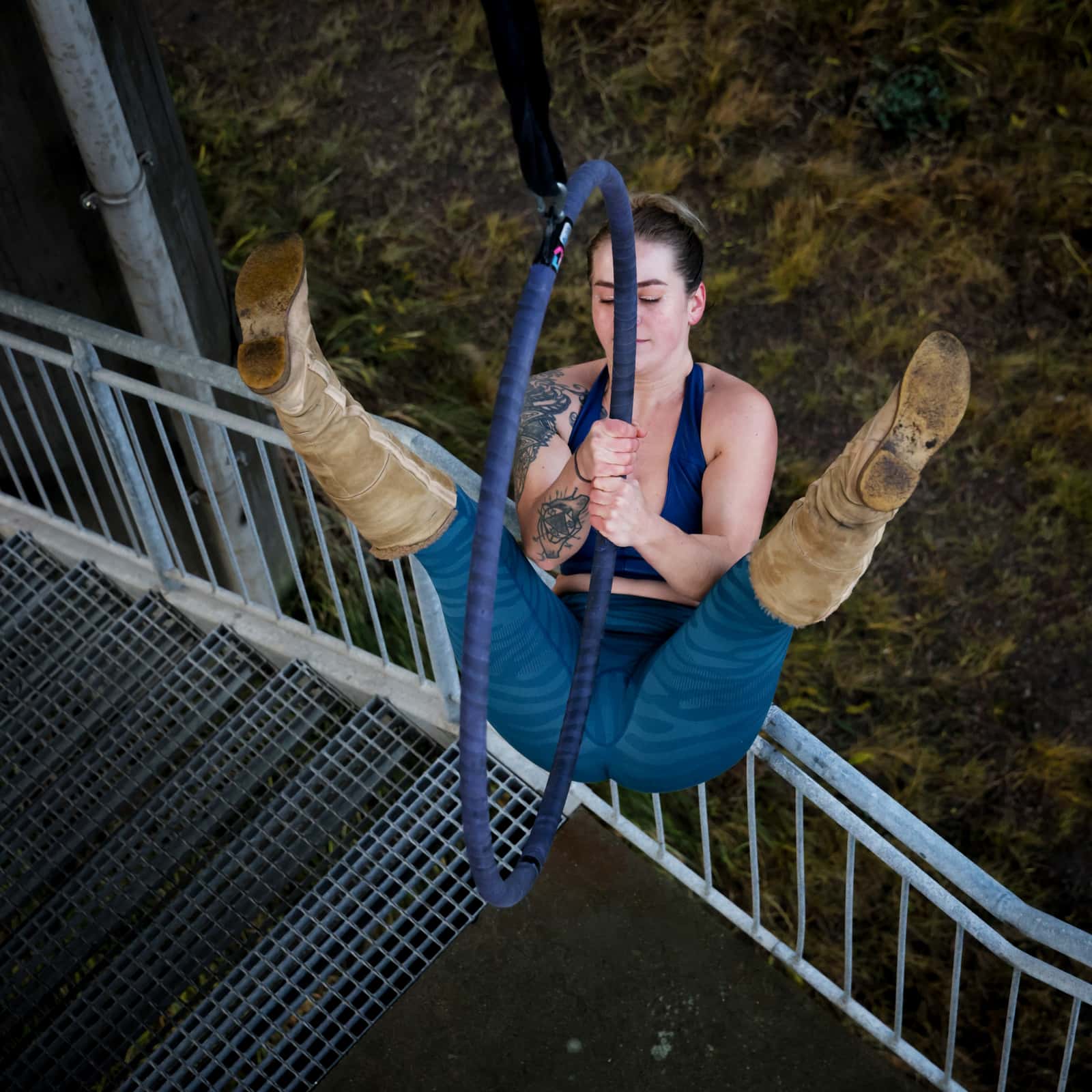 Hanging Beneath a Bridge: The Moment Fear Turns Into Courage