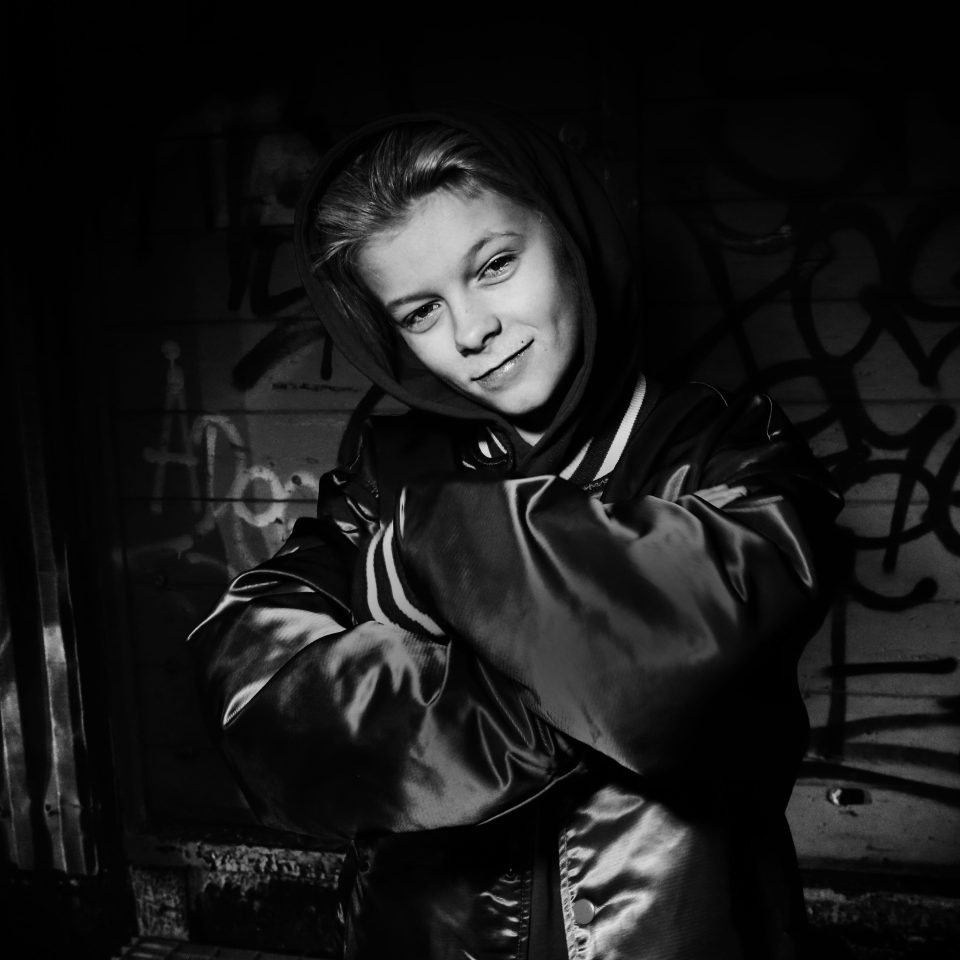 Melodifestivalen i Linköping, Theoz till semi